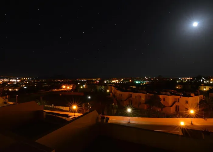 Crystalsuite. Beautiful Penthouse With Sea Views Appartamento *